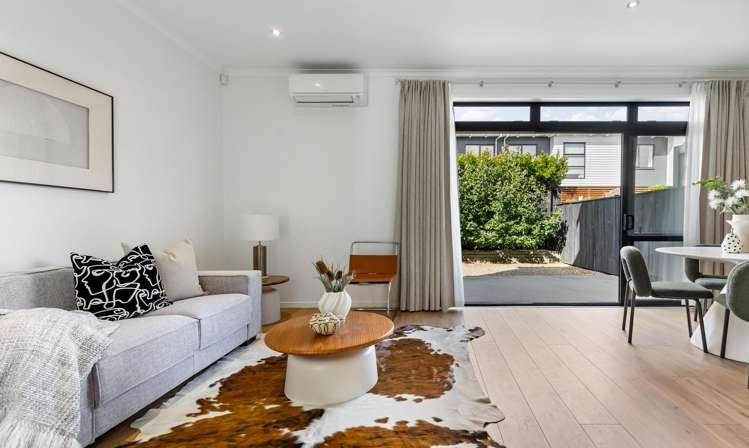 33 Wallace Road Hobsonville_1