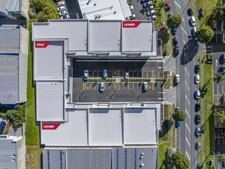 1-8/11 Triton Drive Albany_12