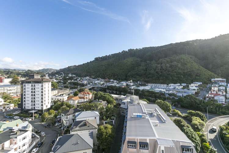 1101/111 Molesworth Street Thorndon_25