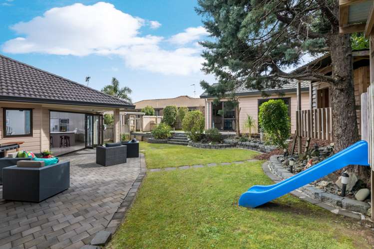 11 Woodview Rise Botany Downs_18