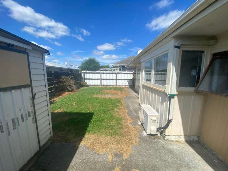2/6 Ron Keat Drive Papakura_8