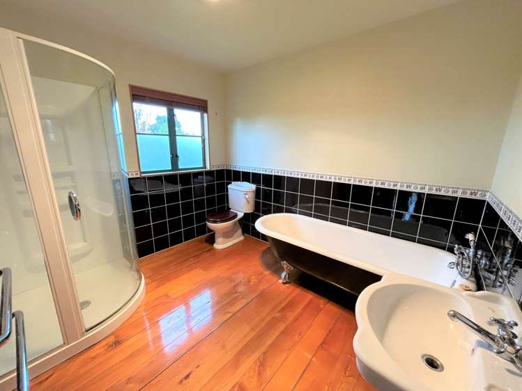 20 Meadow Crescent Te Atatu South_14