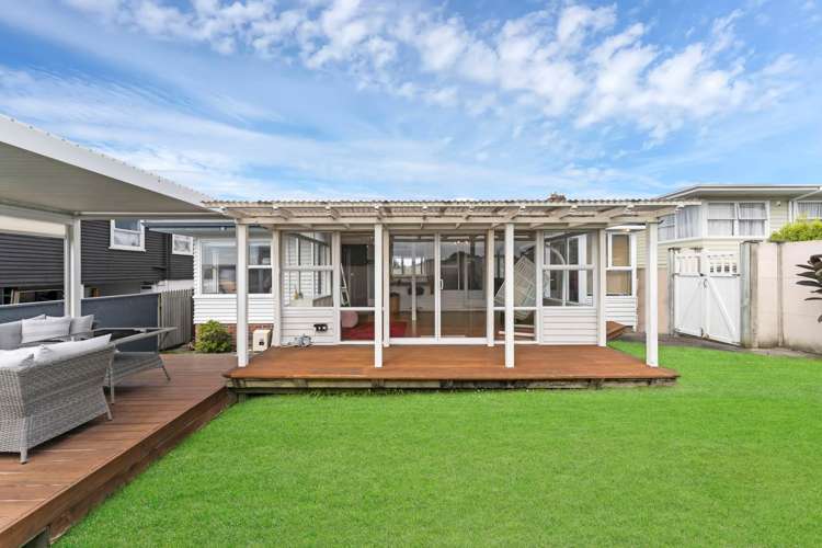 34 Sunrise Avenue Mairangi Bay_21