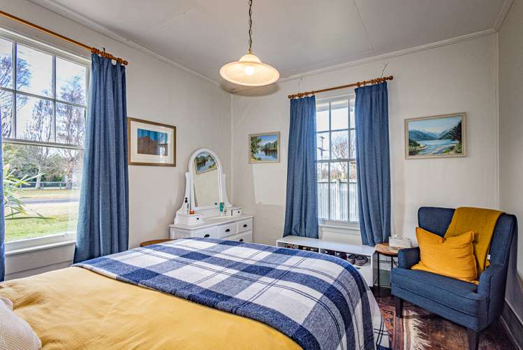 12 Miharo Street Ohakune_10