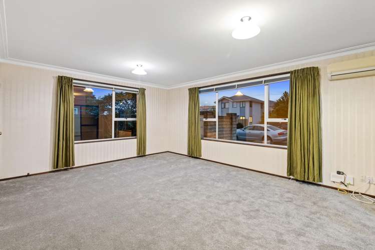1/15 Peverel Street Riccarton_3