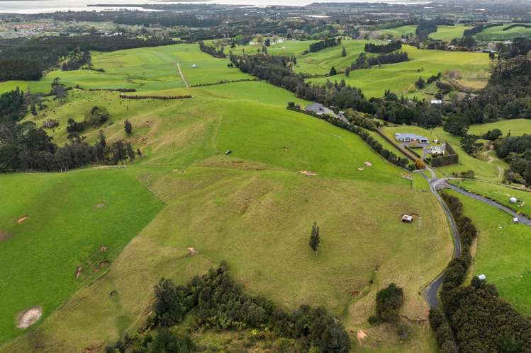 179 Lund Road Aongatete_11