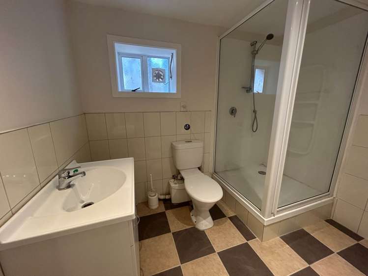 1/98 Te Atatu Road Te Atatu South_8