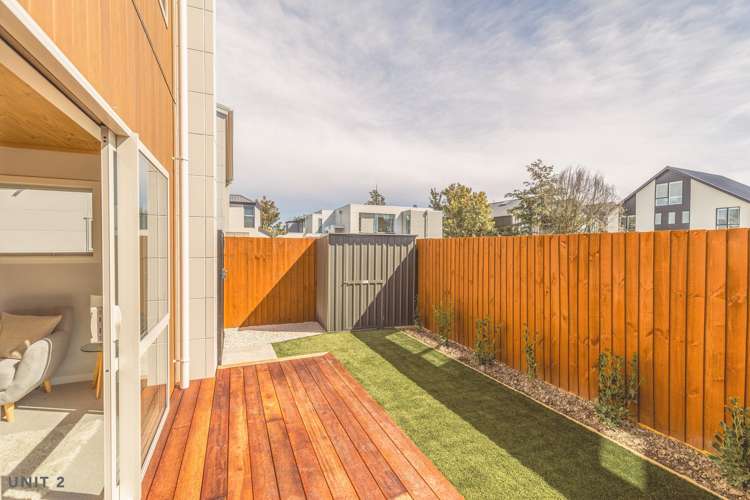 2 & 3/137 Geraldine Street_5