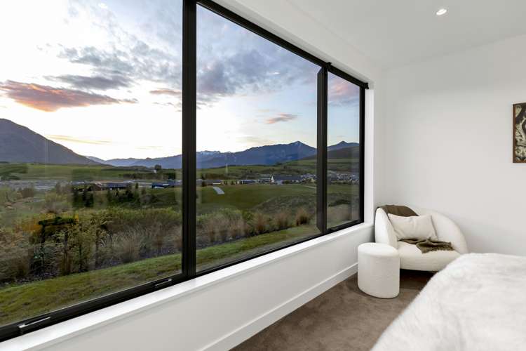 3 Wanderer Lane Jacks Point_16