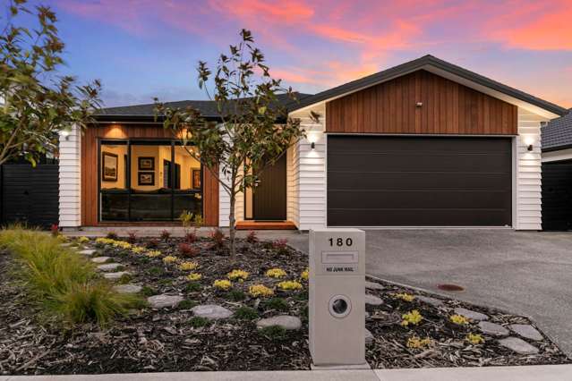 Stunning Family Home with Bush Views!