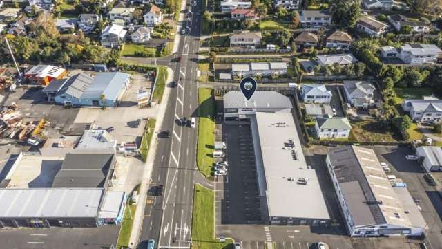 Exposure and accessibility on major arterial route