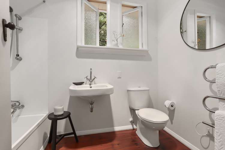 26 Paturoa Road Titirangi_13