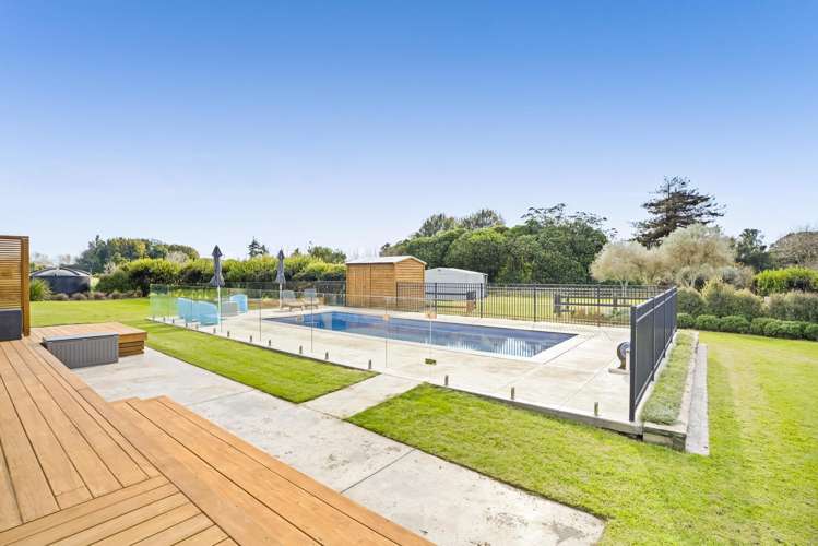 395 Manutahi Road Lepperton_24