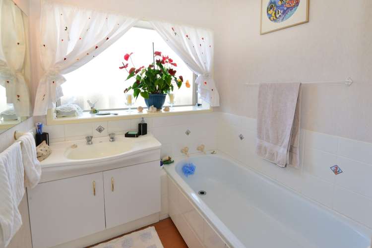 21b Elizabeth Street Orewa_15