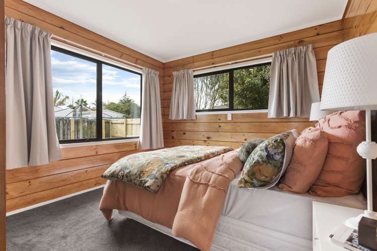 1a Wing Crescent Papakura_11