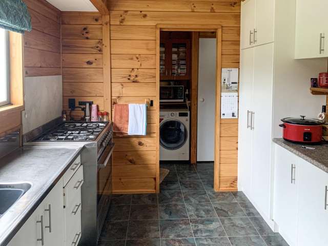 437 Tararua Road 10516_1