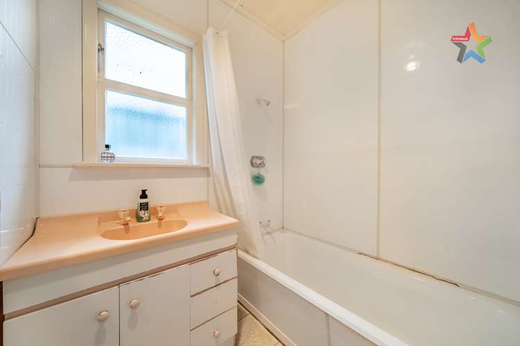 385 Stokes Valley Road Stokes Valley_15