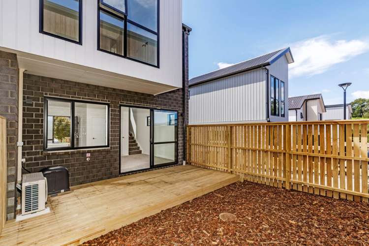 140a Tiriwa Drive Massey_13