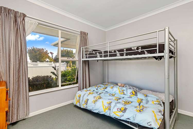 178 Alford Forest Road Allenton_17