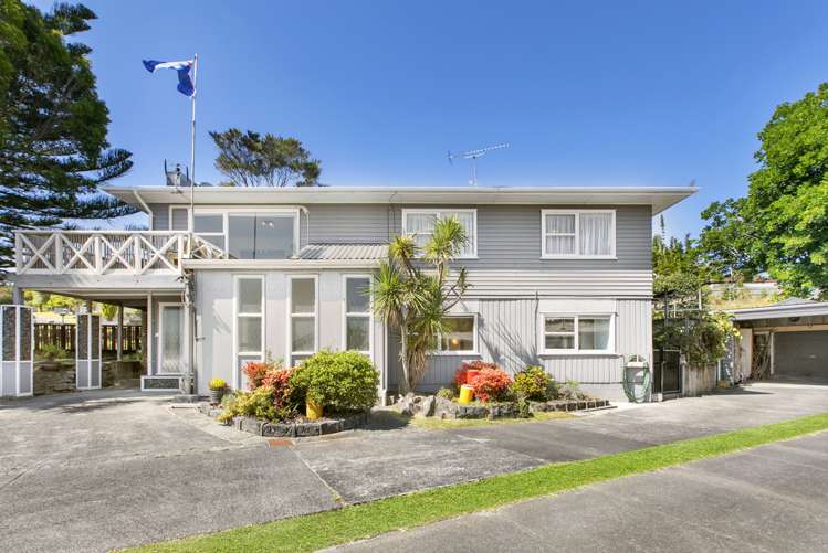 32 Dolbear Street Titirangi_0