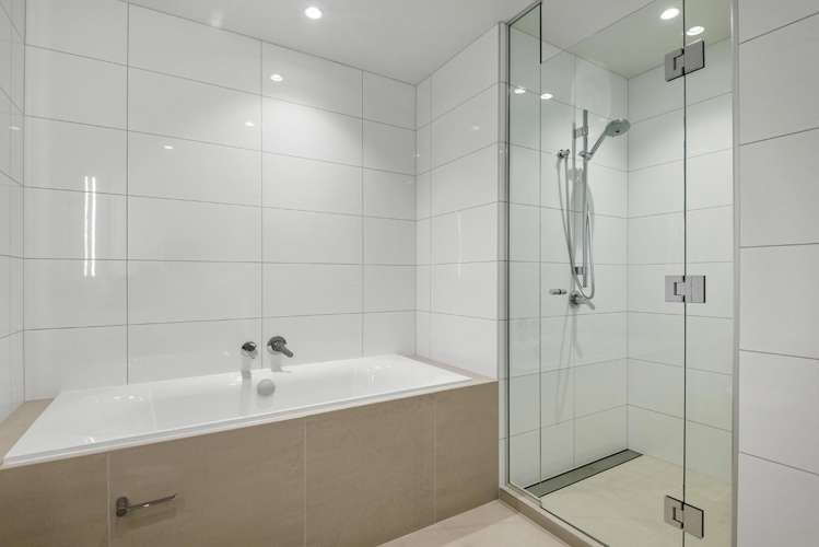 710/223A Green Lane West Epsom_23