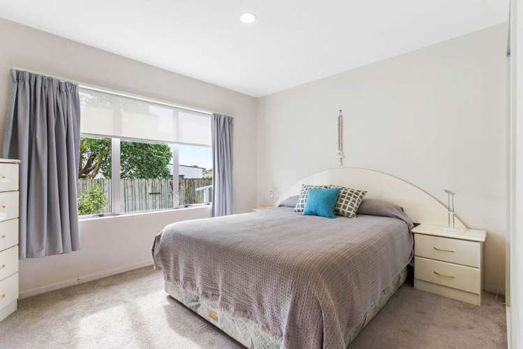 10 The Grove Red Beach_15