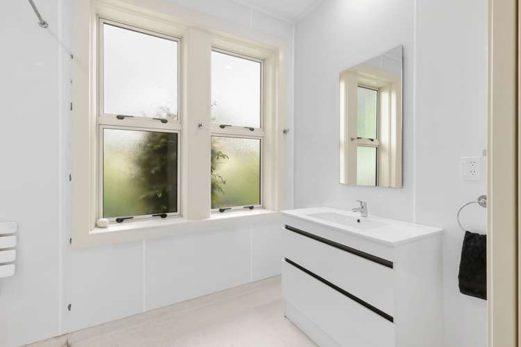 64 Burwood Road Matamata_11