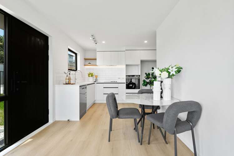 1/1090 Beach Road Torbay_21