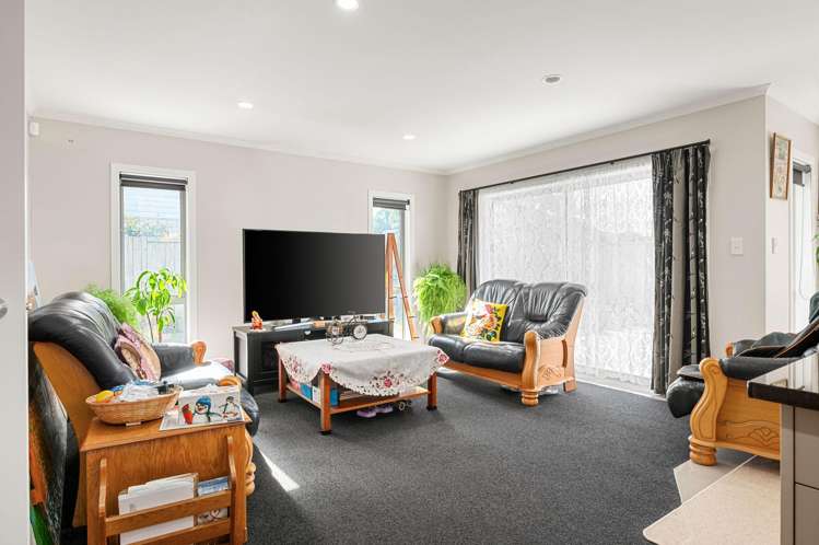9A + 9B Foxbury Court Rototuna North_5