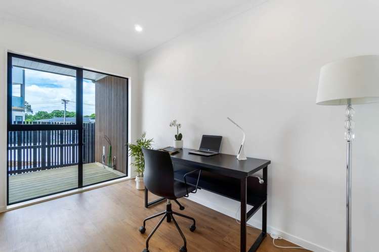 8,9,10/25 Griffen Park Road Mt Roskill_23