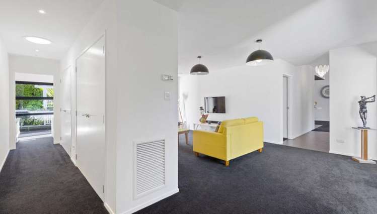 14 Brooklands Road Brooklands_15