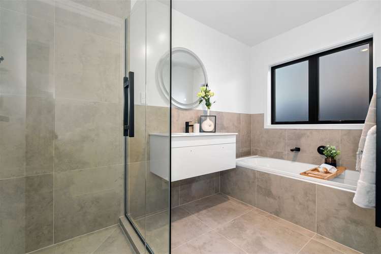 18 Ogilvie Avenue Chartwell_20