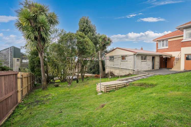 122 Easther Crescent Kew_17