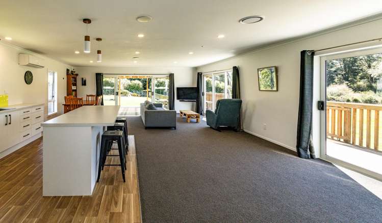92 Burns Street Ohakune_6