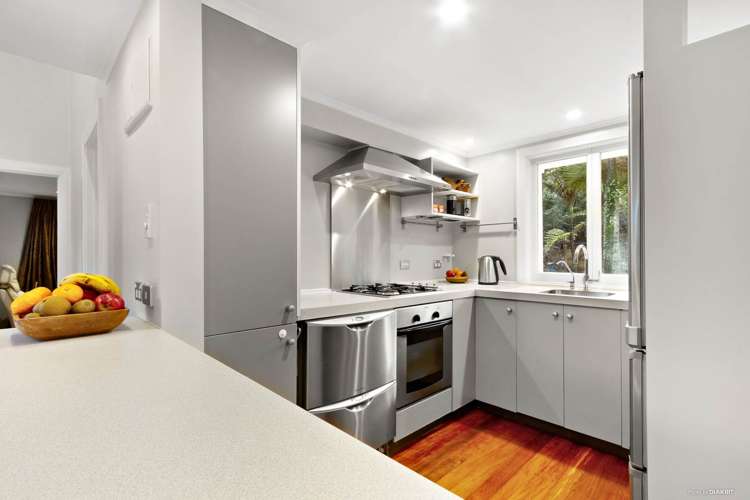 14 Manuka Road Titirangi_5