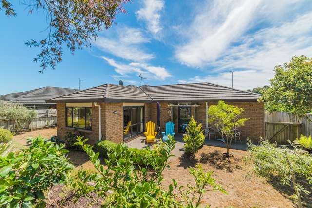 114 Weggery Drive Waikanae Beach_1