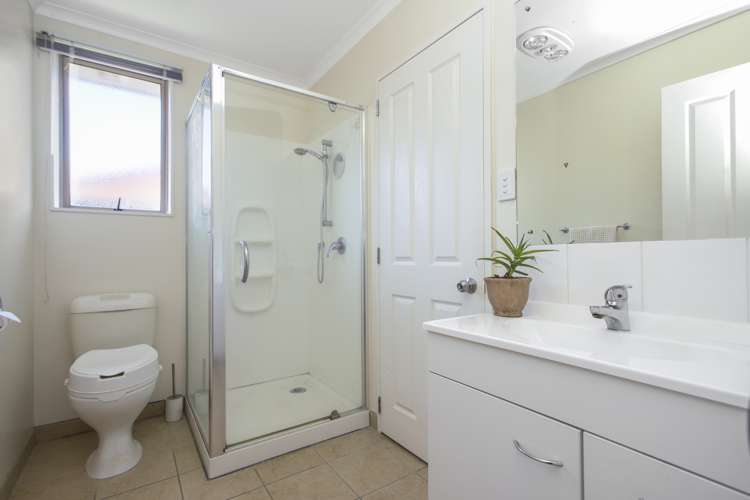 2 Kathleen Reece Place Waiuku_8