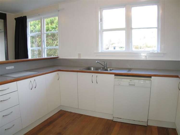 261a Waikawa Road Waikawa_4