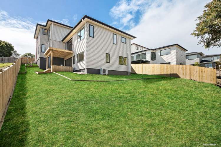 24 Newport Place Forrest Hill_10