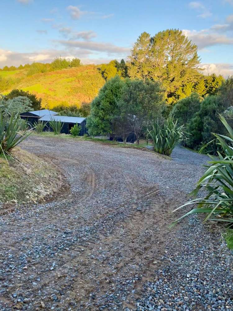 1242 Russell Road_3