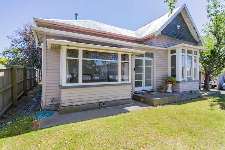 955 Colombo Street_0