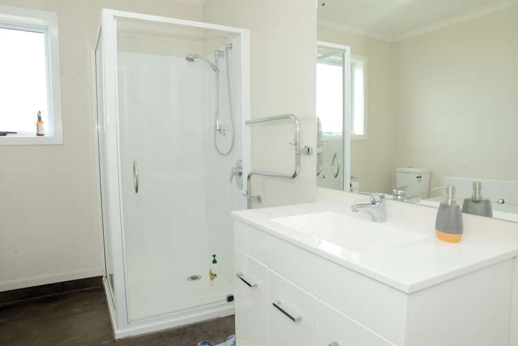 81 Lothian Crescent Strathern_8