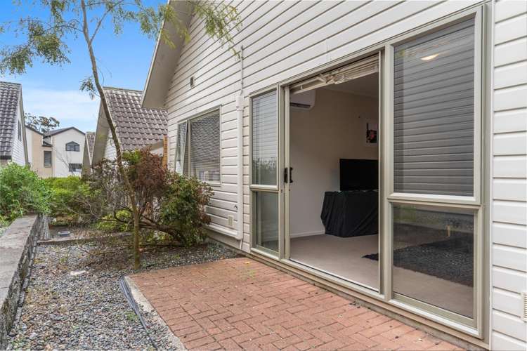 124/172 McLeod Road Te Atatu South_1