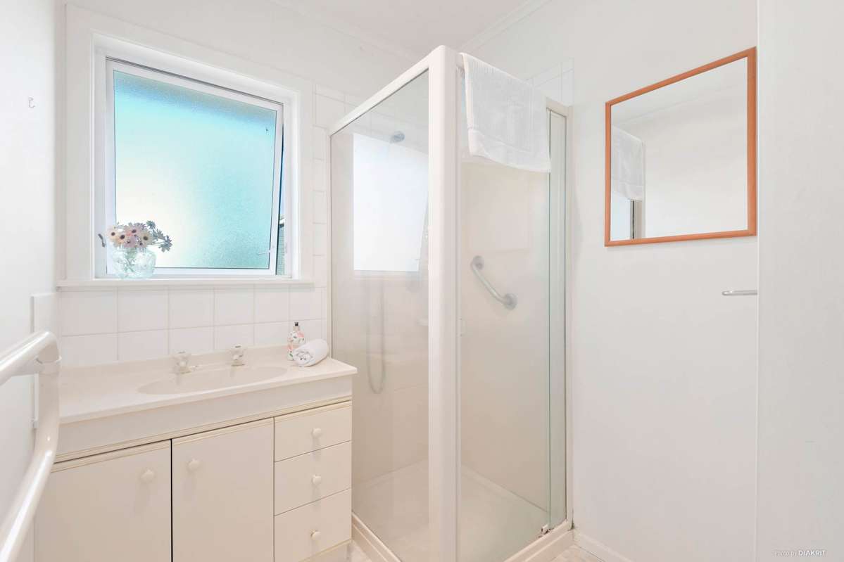 1/123A Campbell Road_4