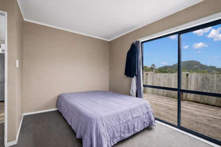 12 Pearce Drive Te Kamo_9