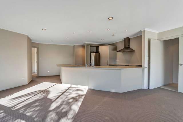 40 Montague Grove Stratford_3