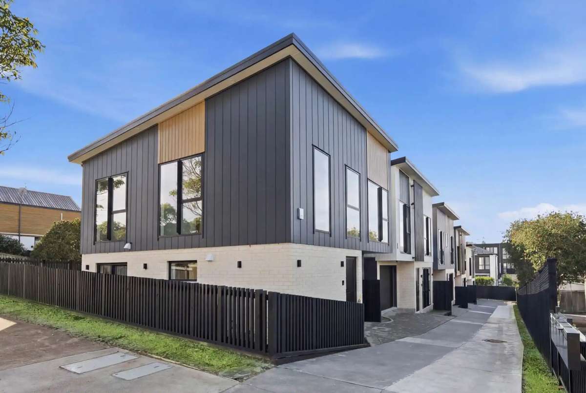 Lot 2/24 Elstree Avenue_0