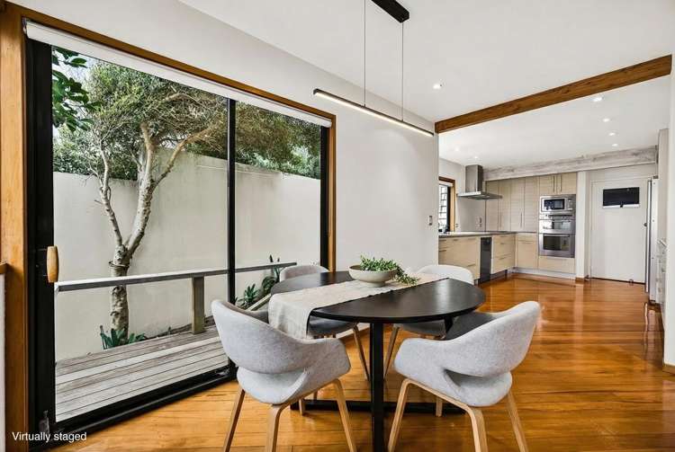 22 Whitby Crescent Mairangi Bay_12