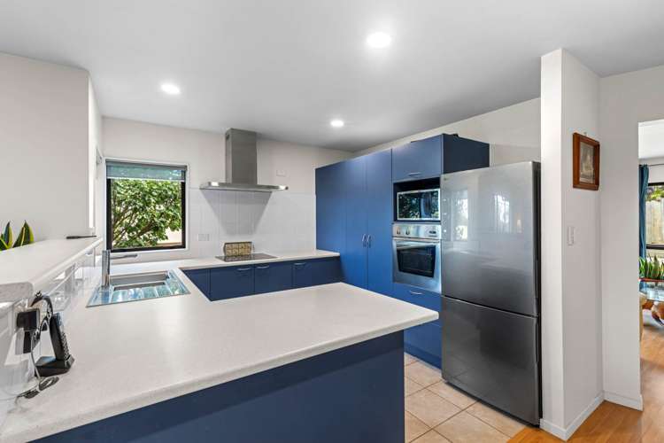 60 Fernhill Way Oteha_3