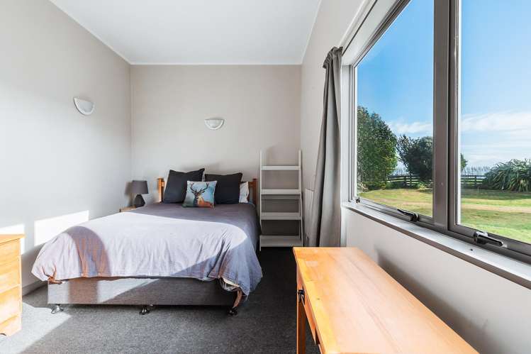 216 Kawakawa Road Kinloch_9